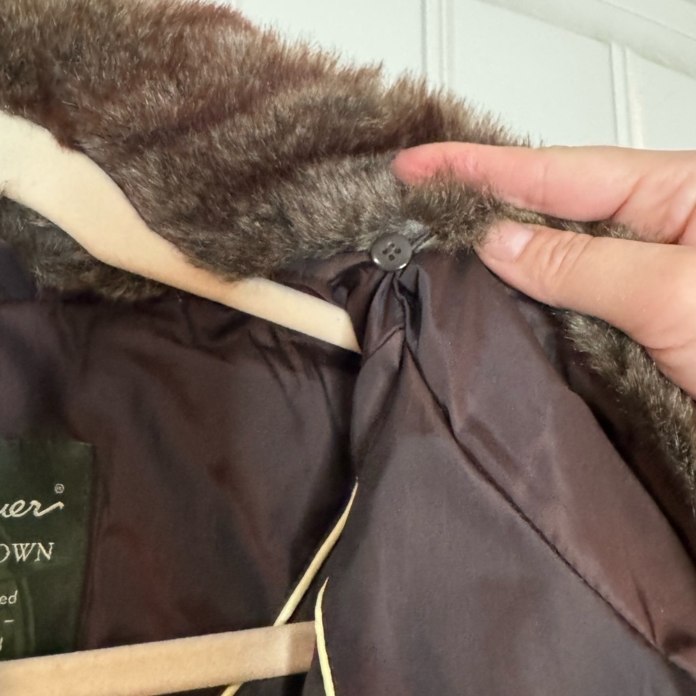 Eddie Bauer Chocolate Brown Fur-Collar Ski Jacket - Picture 5 of 12